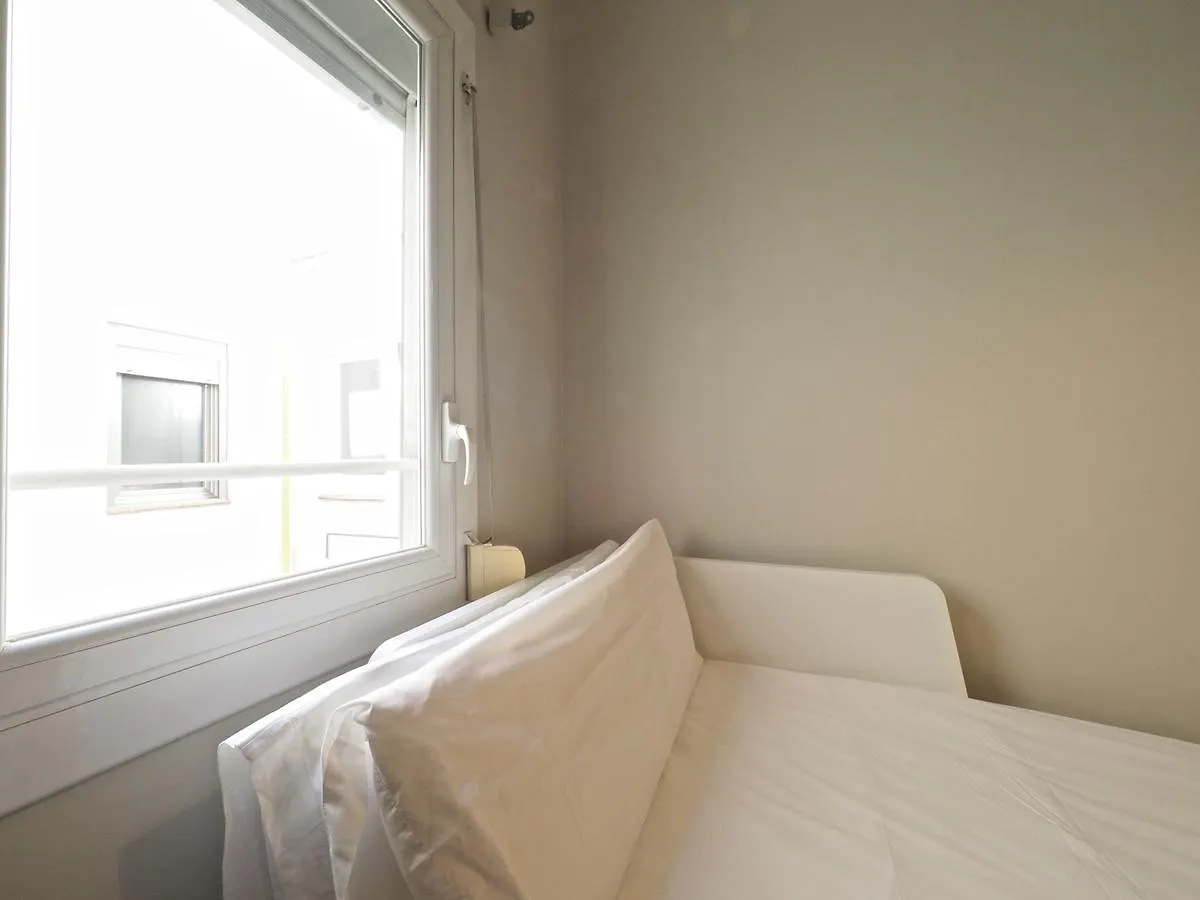 Barcelonaforrent Sagrada Penthouse 0*, Barcelona Spain